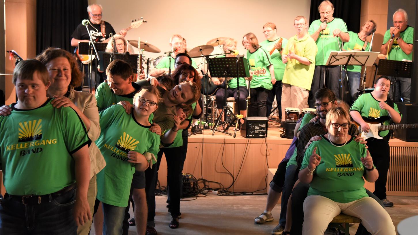 Beim Musikfestival 2018 haben die Kellergangband mit den Rock-Sixties und anderen den Klostersaal in Bewegung gebracht.
Beim Musikfestival 2018 haben die Kellergangband mit den Rock-Sixties und anderen den Klostersaal in Bewegung gebracht.
