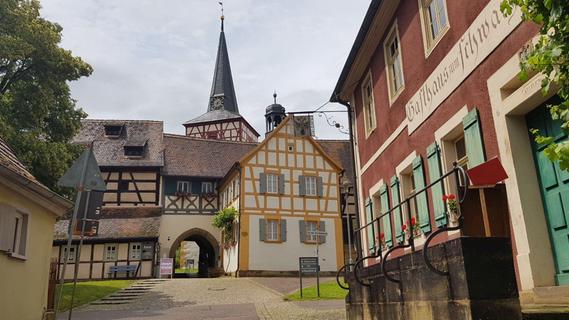 Frankens schönste Kirchenburg: Ein Museum mit 160 Einwohnern