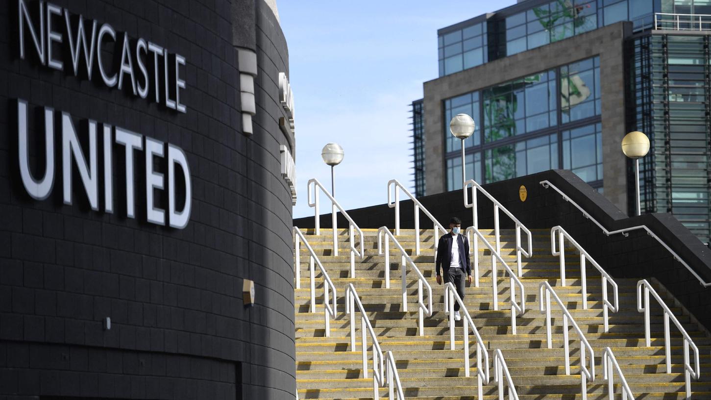 Newcastle United wurde von einem Konsortium mit saudischer Beteiligung übernommen.
Newcastle United wurde von einem Konsortium mit saudischer Beteiligung übernommen.