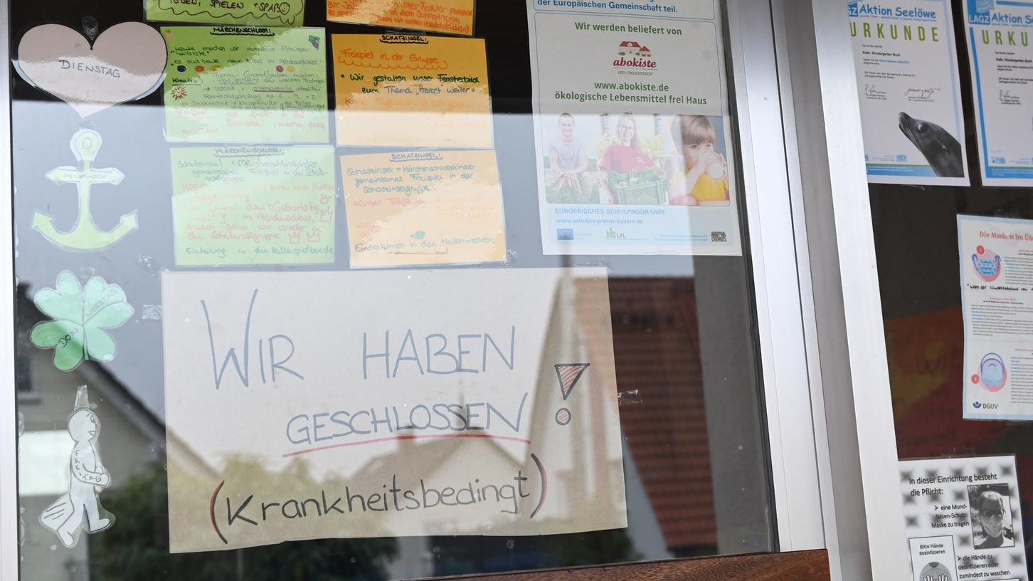 Krankheitsbedingt geschlossen: Das komplette Stammpersonal des Kindergartens in Burk ist derzeit nicht arbeitsfähig.
Krankheitsbedingt geschlossen: Das komplette Stammpersonal des Kindergartens in Burk ist derzeit nicht arbeitsfähig.