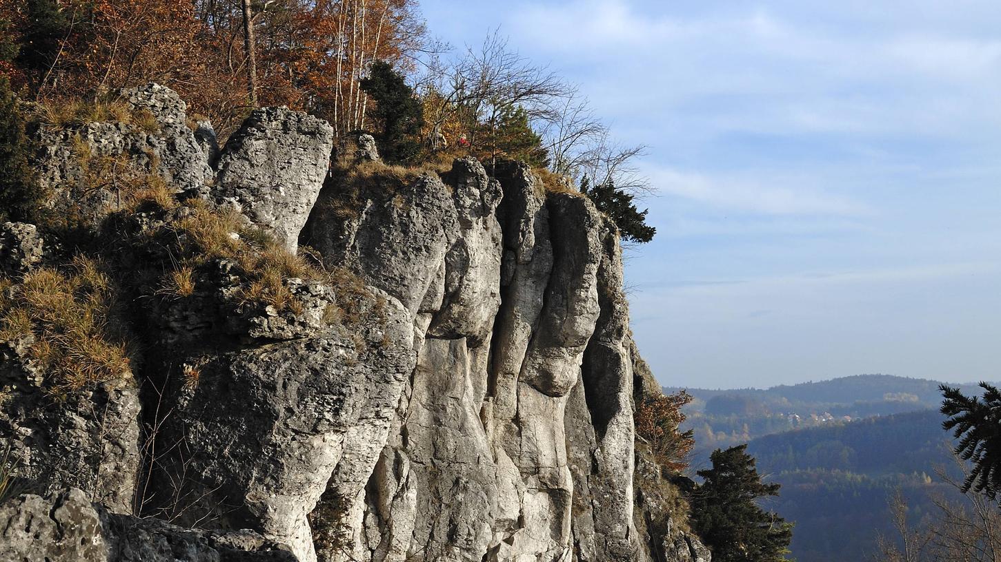 Im Bereich der Zinnwand des Röthelfelsens passierte der Kletterunfall am Sonntag.
Im Bereich der Zinnwand des Röthelfelsens passierte der Kletterunfall am Sonntag.