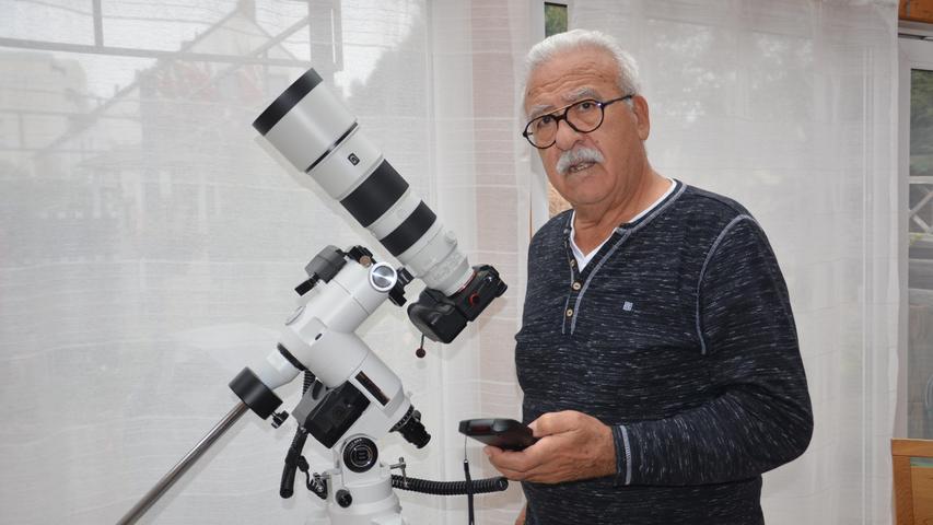 Salvatore Giurdanella hat die Sternenfotografie für sich entdeckt. Mit seiner Ausrüstung und einer App spürt er kosmische Gebilde auf.  