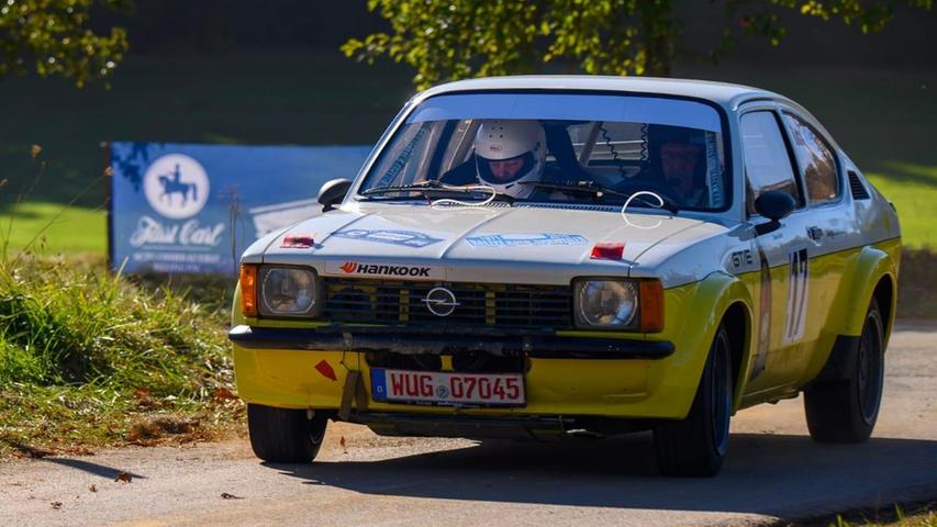 MSC-Jura-Sportleiter Johannes Enderlein und seine Beifahrerin Diana Koch belegten Rang elf. Mit dem Opel Kadett C gingen sie in der Klasse 9 an den Start, es war mit 20 Teams die größte aller Klassen beim ersten Brauerei-Rallyesprint am Weißenburger Jura.