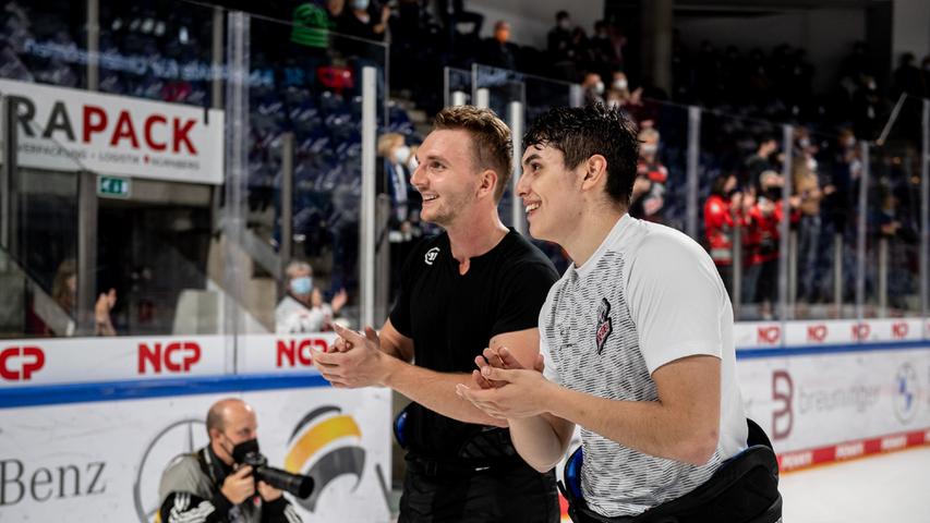 Seltene Ehrenrunde: Nur gewinnen dürften die Ice Tigers auch seiner Ansicht nach gerne öfter. Seltene Ehrenrunde: Nur gewinnen dürften die Ice Tigers auch seiner Ansicht nach gerne öfter.