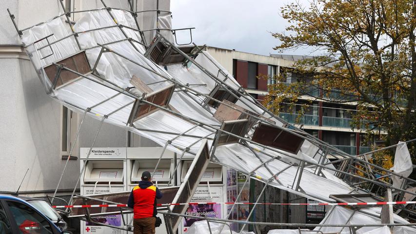 Unwetter in Bayern angekommen: Erste Schäden im Norden - Wind wird zunehmen Unwetter in Bayern angekommen: Erste Schäden im Norden - Wind wird zunehmen