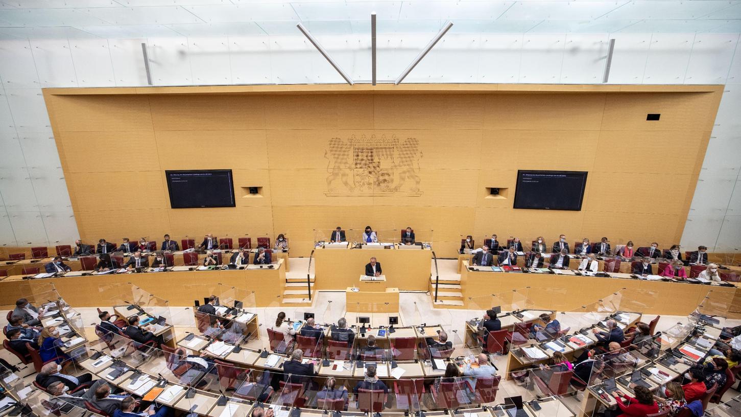 Geht es nach den Initiatoren des Volksbegehrens, muss Bayerns Landtag neu gewählt werden.