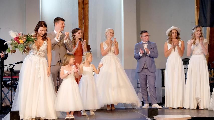 Ein Traum in weiß! Das waren die schönsten Kleider der Neumarkter Hochzeitsmesse