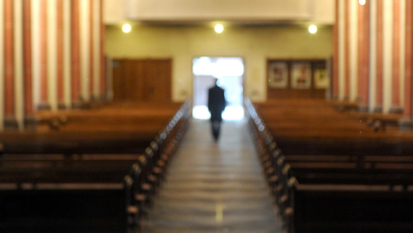 Das kirchliche Leben in Zahlen im Dekanat: 90 Taufen, sieben Neueintritte, 117 Austritte.
Das kirchliche Leben in Zahlen im Dekanat: 90 Taufen, sieben Neueintritte, 117 Austritte.