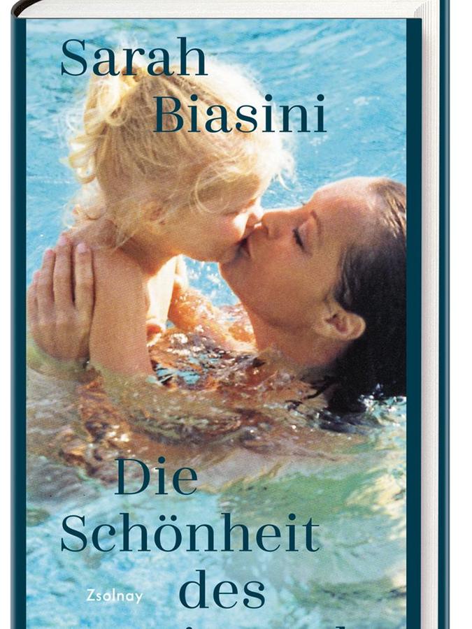 Das Cover des Buches "Die Schönheit des Himmels" von Autorin Sarah Biasini. In Frankreich sorgte die Tochter von Romy Schneider mit ihrem ersten Buch für viel Aufmerksamkeit.