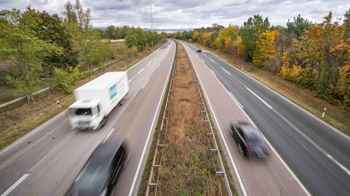 In der Nacht auf Mittwoch, 27. Oktober, wird die Autobahn A9 zwischen der Anschlussstelle Nürnberg-Fischbach und dem Kreuz Nürnberg-Ost gesperrt (Symbolfoto).