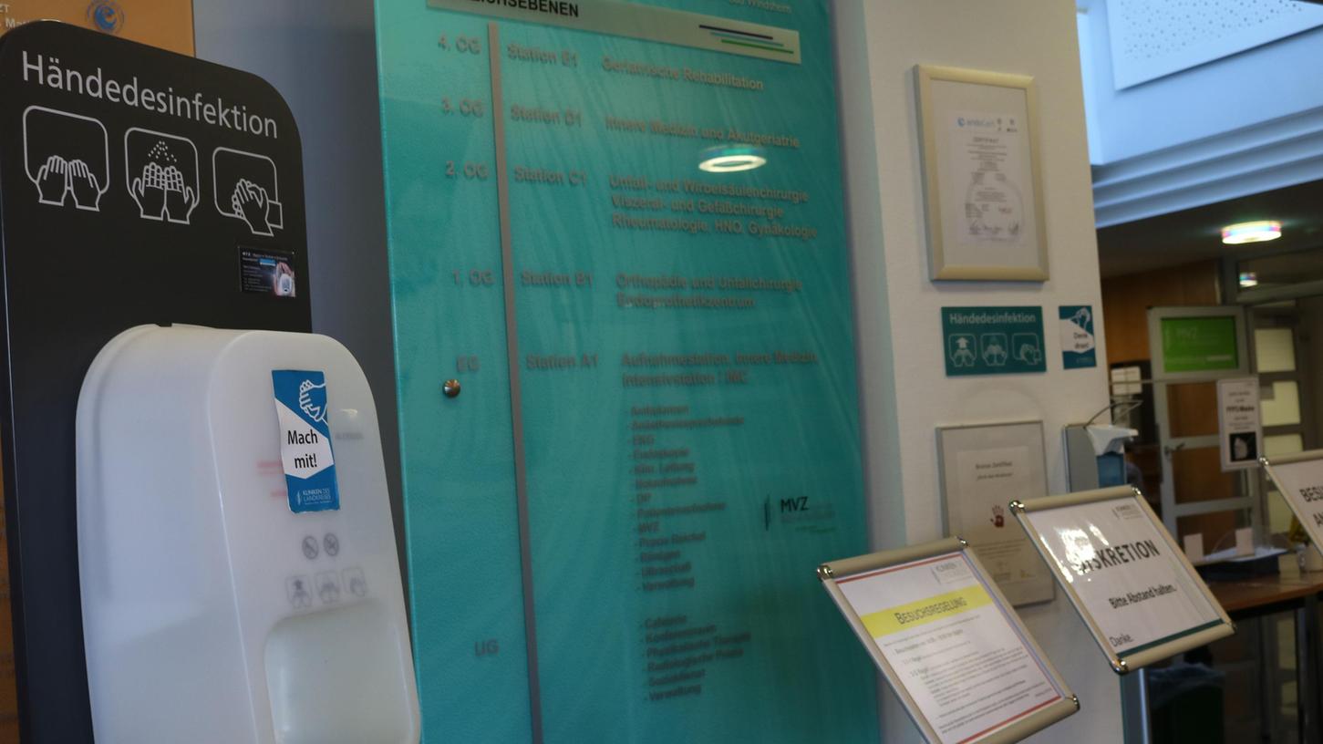 In der Kreisklinik in Bad Windsheim herrscht mittlerweile wieder „Regelbetrieb“ – wenn auch mit strengen Hygienevorschriften.
In der Kreisklinik in Bad Windsheim herrscht mittlerweile wieder „Regelbetrieb“ – wenn auch mit strengen Hygienevorschriften.