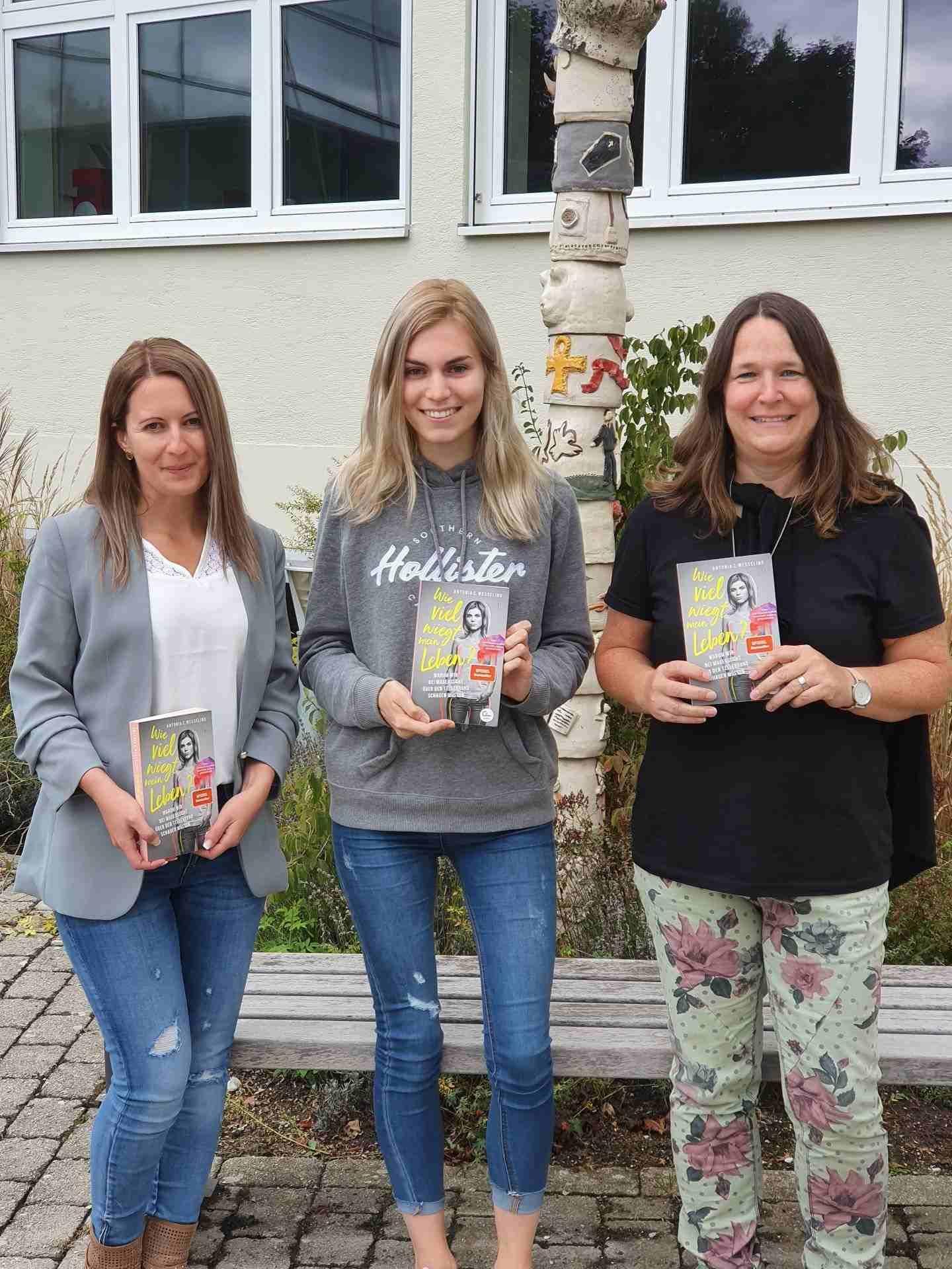 Magersucht: Spiegel-Bestseller-Autorin las an Mädchenrealschule in Neumarkt