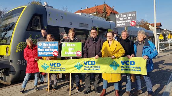Petition für attraktivere Wiesenttalbahn: Flyer bringt neuen Schub