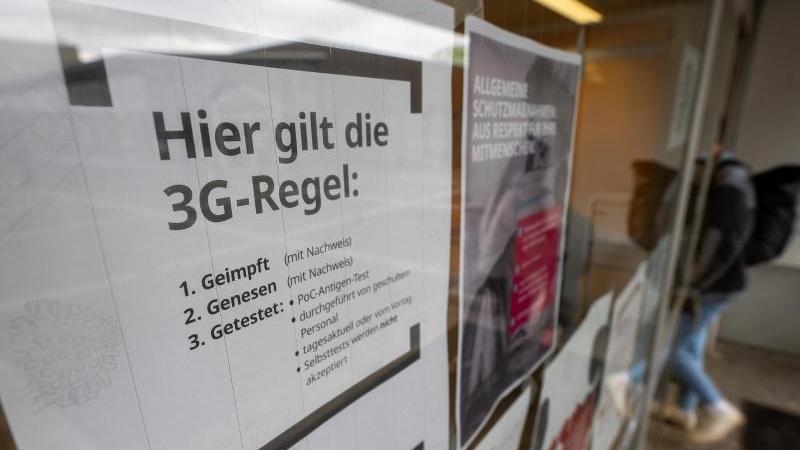 Ab Dienstag gilt die 3G-Regel in Bayern in vielen Unternehmen.