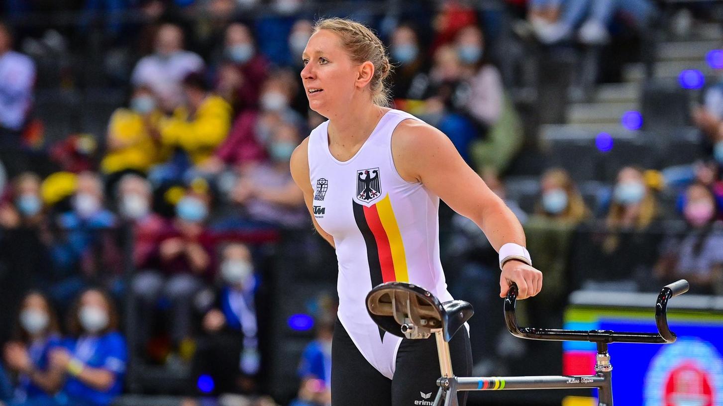 In Stuttgart wurde Milena Slupina (TSV Bernlohe) vergangenes Jahr zum dritten Mal Weltmeisterin. Nun hat sie ihre einmalige Wettkampfkarriere beendet.
In Stuttgart wurde Milena Slupina (TSV Bernlohe) vergangenes Jahr zum dritten Mal Weltmeisterin. Nun hat sie ihre einmalige Wettkampfkarriere beendet.