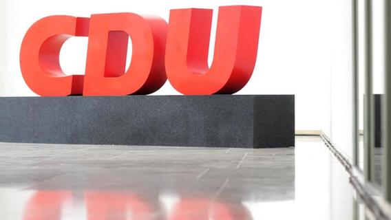 Wie man eine(n) Parteichef(in) findet: Was die CDU von der SPD lernen kann