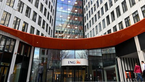 Immer mehr Direktbanken verlangen Gebühren für Girocard_urn-newsml-dpa-com-20090101-211103-99-851669_large_4_3.jpg