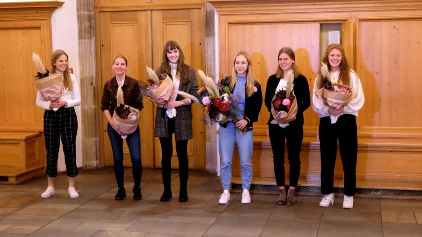 Haben sich tapfer geschlagen: die sechs Finalistinnen Sarah Bolsinger, Miriam Scherzer, Sophia Lechner, Teresa Windschall, Nele Fehling und Sophia Sellin (v. l.).