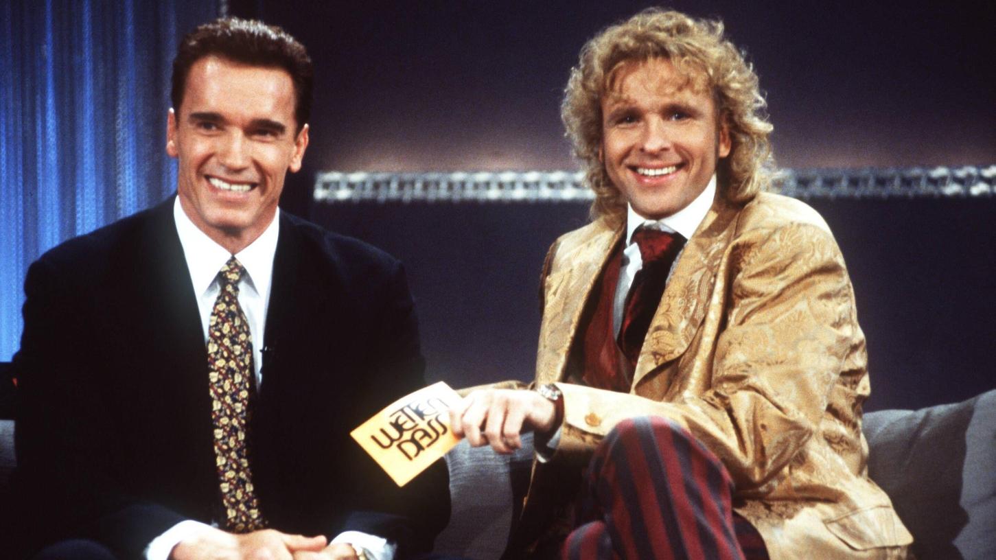 Er hatte sie alle: Auf Gottschalks berühmter „Wetten, dass..?“-Fernsehcouch nahmen schon sämtliche Weltstars Platz. 1996 etwa Action-Schauspieler Arnold „Arnie“ Schwarzenegger. Er hatte sie alle: Auf Gottschalks berühmter „Wetten, dass..?“-Fernsehcouch nahmen schon sämtliche Weltstars Platz. 1996 etwa Action-Schauspieler Arnold „Arnie“ Schwarzenegger.