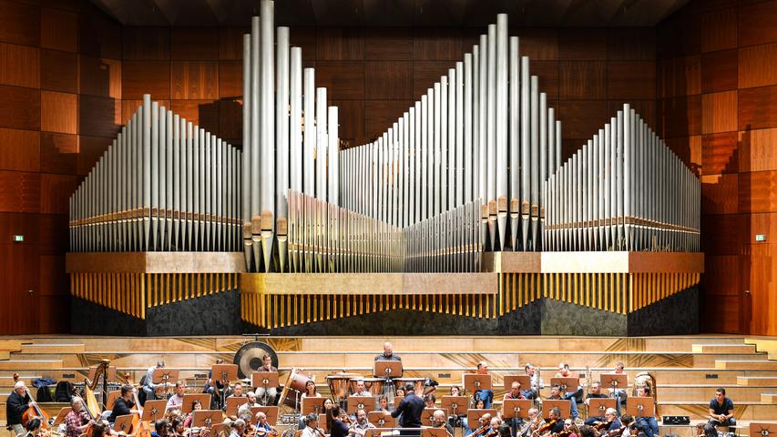 Das Konzert der Nürnberger Symphoniker am 6. November 2021 muss wegen elf Coronafällen im Orchester ausfallen.