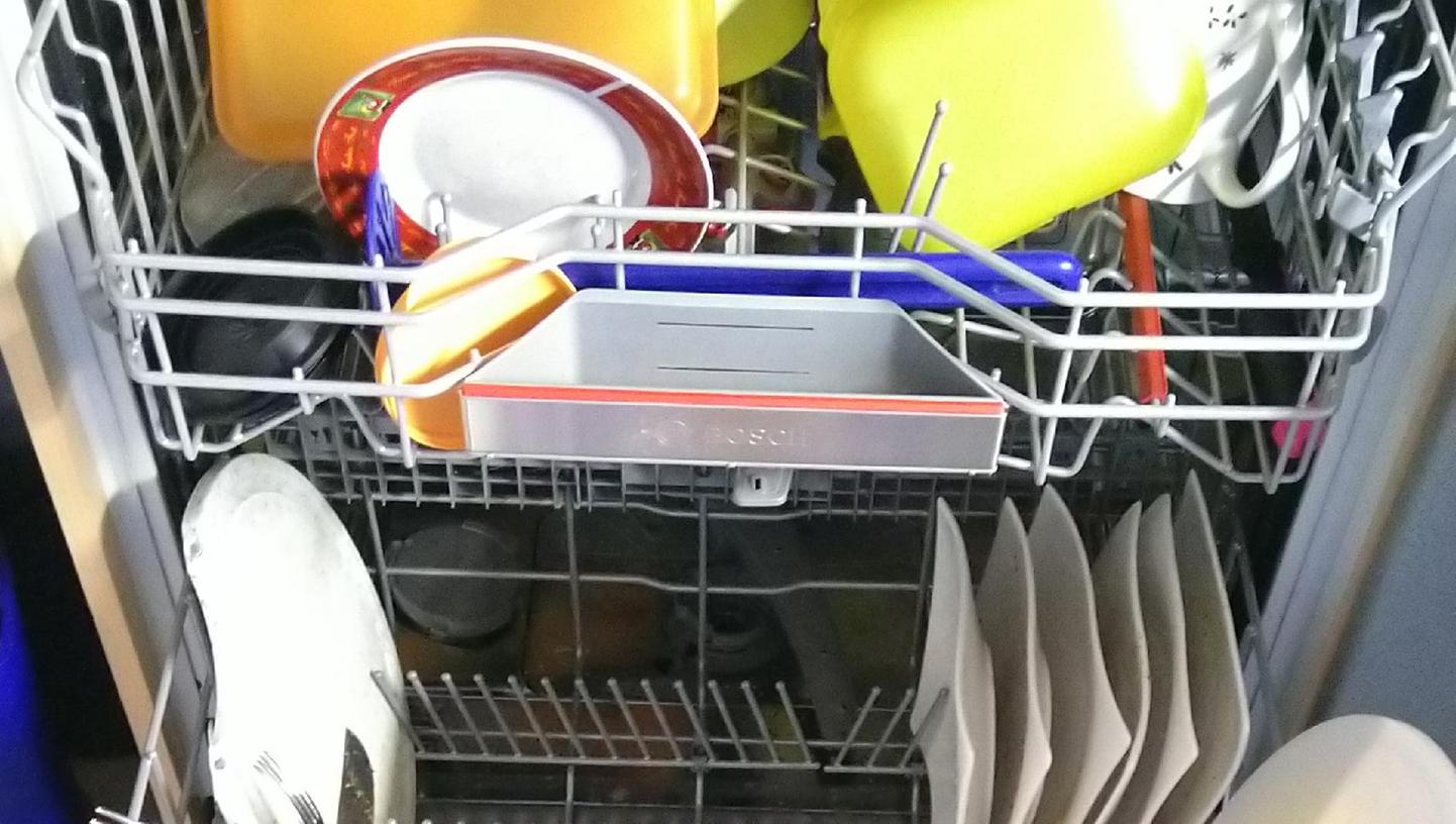 In dieser Spülmaschine ist noch etwas Luft für benutztes Geschirr.
In dieser Spülmaschine ist noch etwas Luft für benutztes Geschirr.
