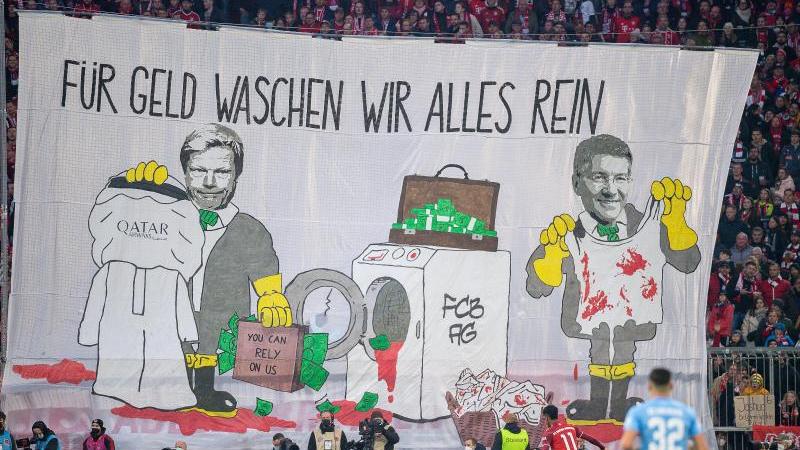 Beim Spiel gegen Freiburg brachten die Bayern-Fans zuletzt ebenfalls ihren Protest gegen WM-Gastgeber Katar zum Ausdruck.