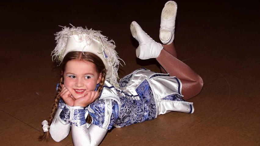 Gut gelaunt zeigt sich das neunjährige Tanzmariechen Romina Bucher.  