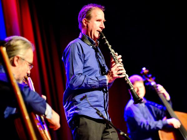 Global Klezmer“, exzellent dargeboten vom Ensemble Noisten. Global Klezmer“, exzellent dargeboten vom Ensemble Noisten.