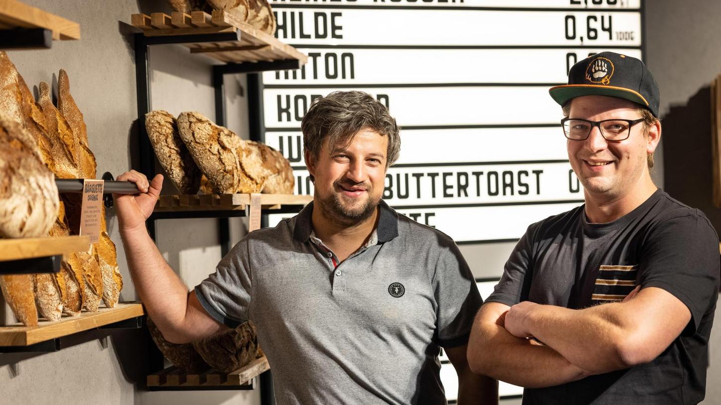 Brot ohne Schnickschnack: Daniel Bär (links) und Johannes Sarkoschitz von "Bärenbrot" verstehen sich als Rebellen für gutes Brot.