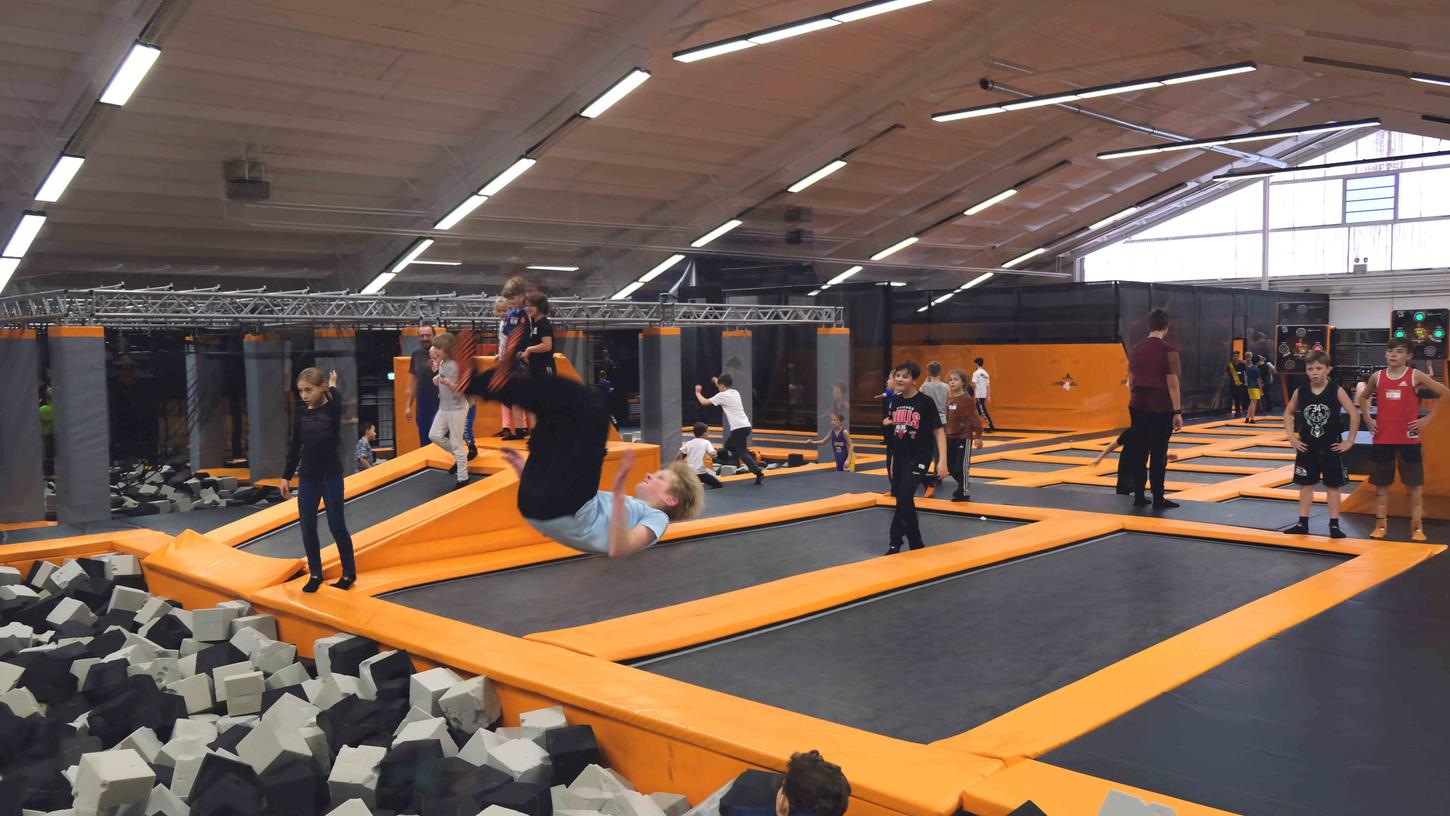 Mit viel Spaß und Eifer bei der Sache: Die Jugend im Basketball-Herbstcamp.
Mit viel Spaß und Eifer bei der Sache: Die Jugend im Basketball-Herbstcamp.