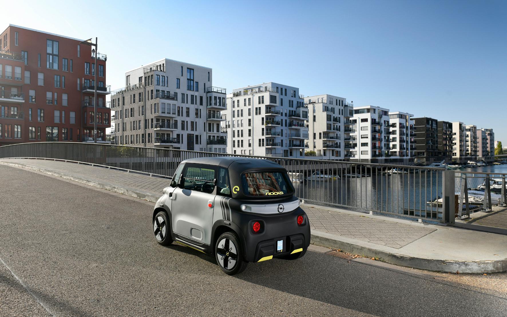 Im Rahmen einer Vierjahres-Finanzierungsstrategie können auch 2595 Euro angezahlt und Monatsraten in Höhe von 49 Euro überwiesen werden.