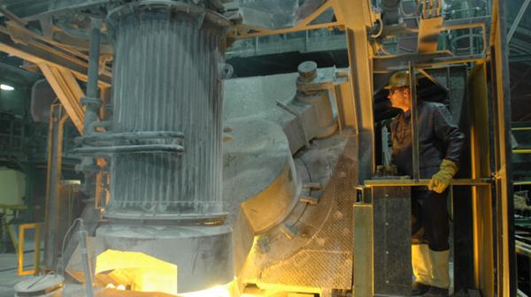 Über den Mischkonzern Diehl ist im vergangenen Jahr besonders viel gesprochen wurden. Durch den Krieg gegen die Ukraine hat die Rüstungsbranche einen Imagewandel erlebt, mit der Lieferung der Lenkflugkörper Iris-T war das in Nürnberg beheimatete Familienunternehmen international im Fokus. 3317 Personen arbeiteten 2022 bei der Stiftung, weltweit waren es 16.866. Im kommenden Jahr könnte sich diese Zahl deutlich erhöhen.