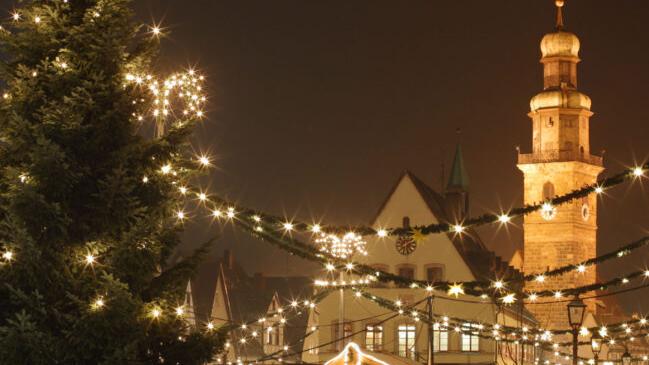 Der Laufer Weihnachtsmarkt zu einer Zeit, als Corona noch kein Thema war. Der Laufer Weihnachtsmarkt zu einer Zeit, als Corona noch kein Thema war.
