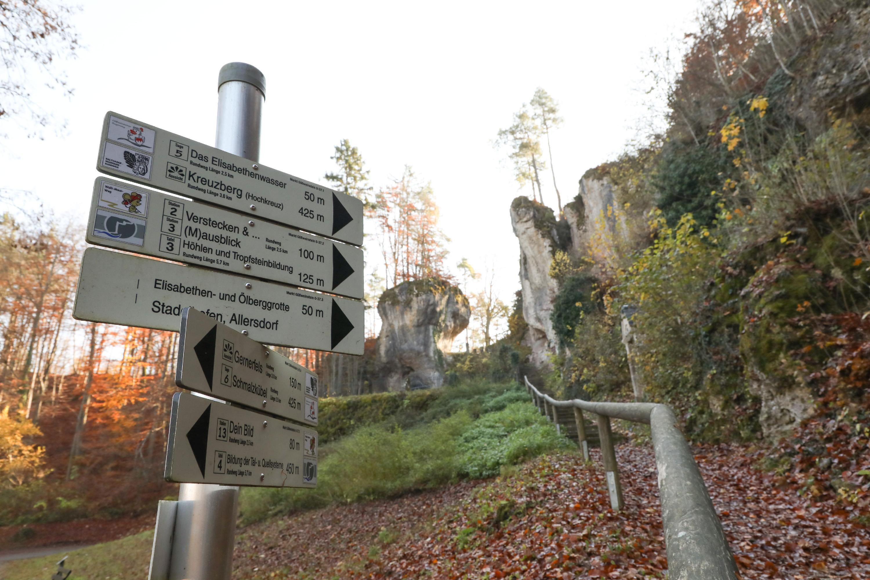 Rund um Gößweinstein lässt es sich wunderbar wandern. 290 Kilometer markierte Wanderwege kann der Markt Gößweinstein vorweisen.