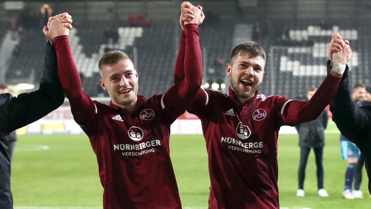 Zwei Joker, zwei Tore: Fabian Nürnberger (links) und Erik Shuranov sorgten in Sandhausen für die Wende. Zwei Joker, zwei Tore: Fabian Nürnberger (links) und Erik Shuranov sorgten in Sandhausen für die Wende.