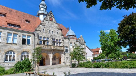 Sanierungsstau im Hoch- und Tiefbau lassen Kosten des Landkreises explodieren