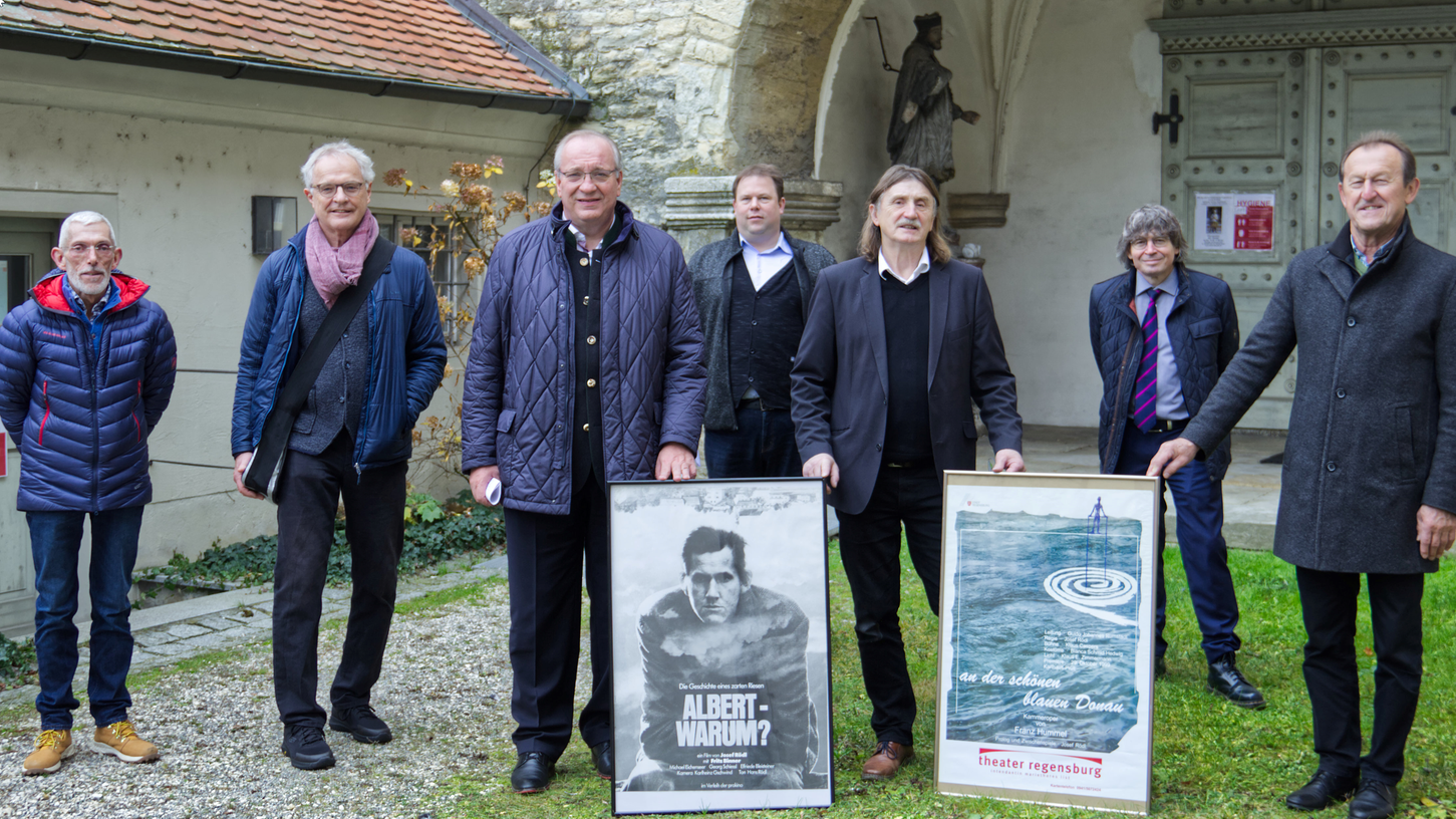 Parsberger Regisseur spendet Werke an medbo