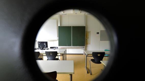 Ein Flugzeug im Klassenzimmer: Die Schulen im Landkreis Forchheim nach zwei Jahren Corona