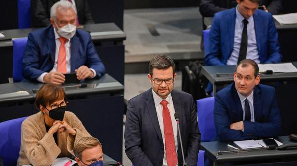 Marco Buschmann (FDP) ist Justizminister. Er folgte auf Christine Lambrecht (SPD).