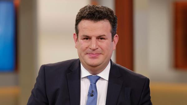 Der bisherige Arbeitsminister Hubertus Heil (SPD) bleibt im Amt - nach Ansicht seiner Partei hat er in der Großen Koalition einen guten Job gemacht.