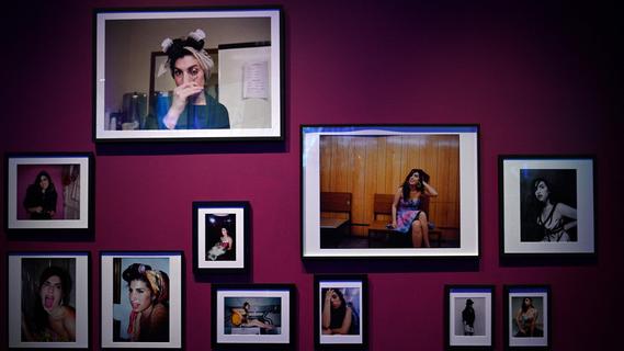 10 Jahre nach ihrem Tod: Ausstellung über Sängerin Amy Winehouse in London