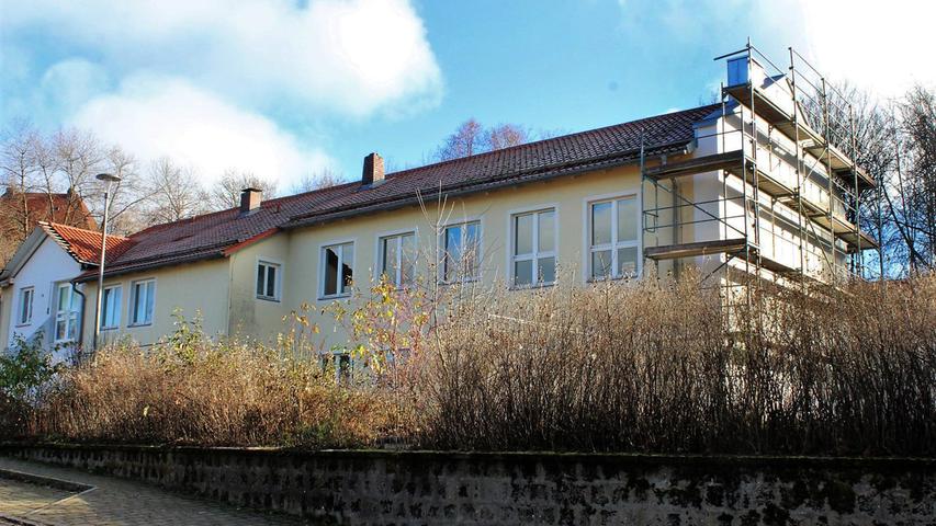 Die Arbeiten zur Erweiterung der städtischen Kindertagesstätte in Oberwiesenacker laufen.
Die Arbeiten zur Erweiterung der städtischen Kindertagesstätte in Oberwiesenacker laufen.