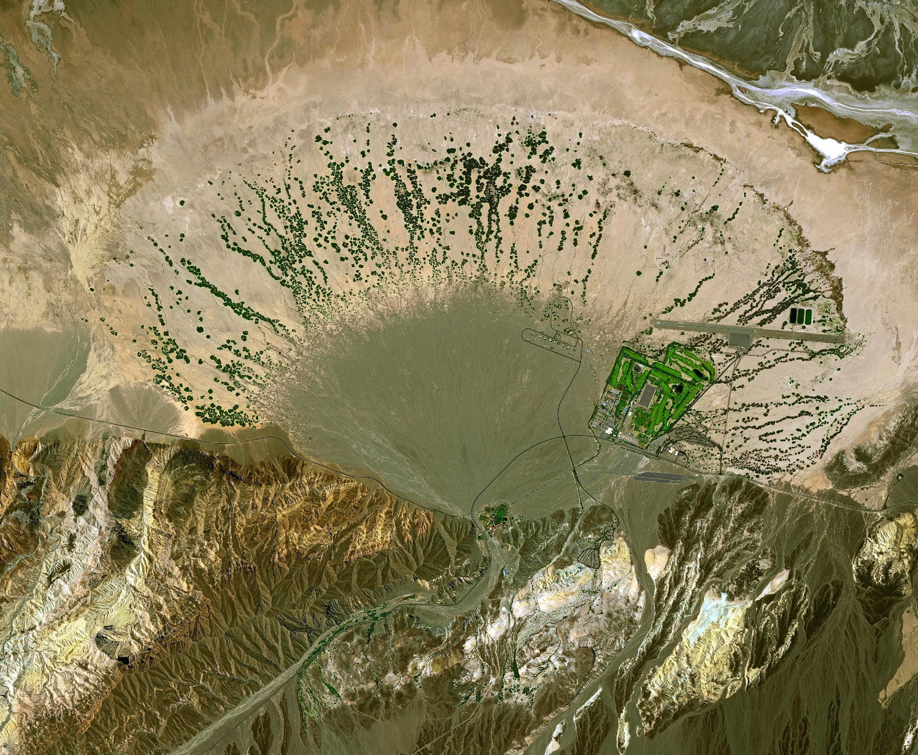 In Furnace Creek im kalifornischen Death Valley wurde im Jahr 1913 mit 56,7 Grad Celsius die weltweit bisher höchste Temperatur gemessen. Diesem Ausreißer zum Trotz wurde auch für das Death Valley in den letzten Jahrzehnten ein Ansteigen der mittleren Temperaturen verzeichnet.