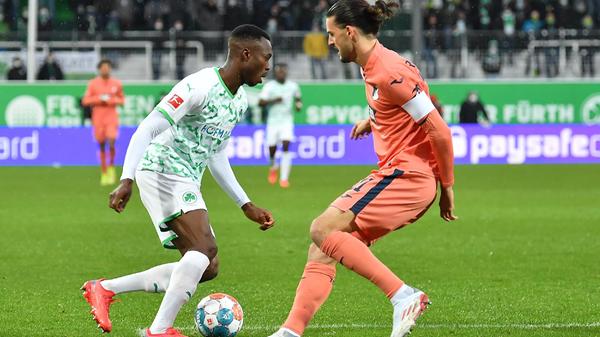 Durfte nach langer Pause mal wieder starten und war den Hoffenheimern ein unangenehmer Gegenspieler. Hatte einige gute Aktionen, aber eindeutig zu wenige für einen zentralen Stürmer im 4-3-3.