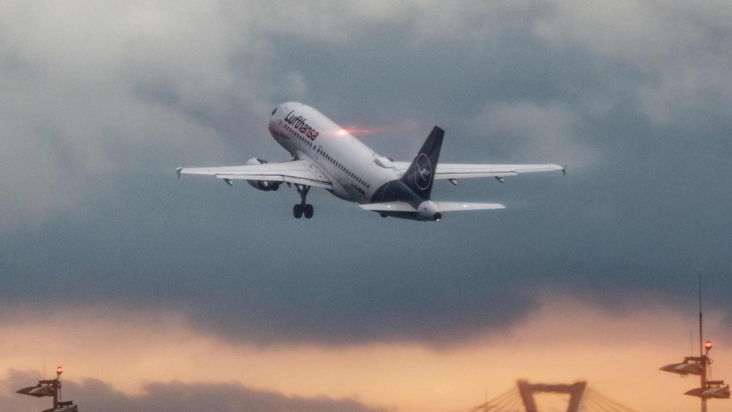 Mit einem Lufthansa-Flug kamen die Infizierten nach München. 