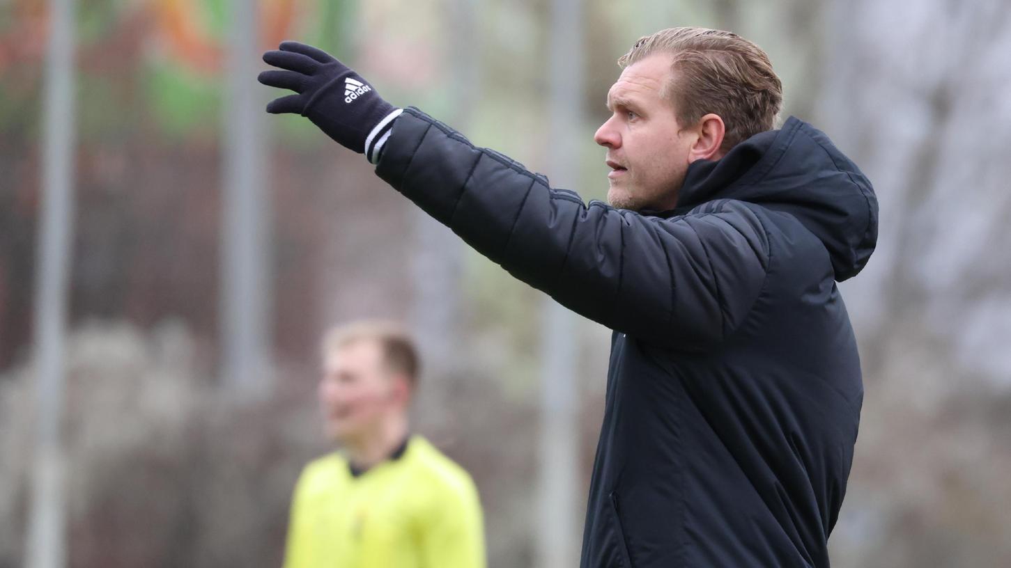 Er gibt die Richtung vor: Andreas Wolf hat Erfolg mit der Club-U19.
Er gibt die Richtung vor: Andreas Wolf hat Erfolg mit der Club-U19.