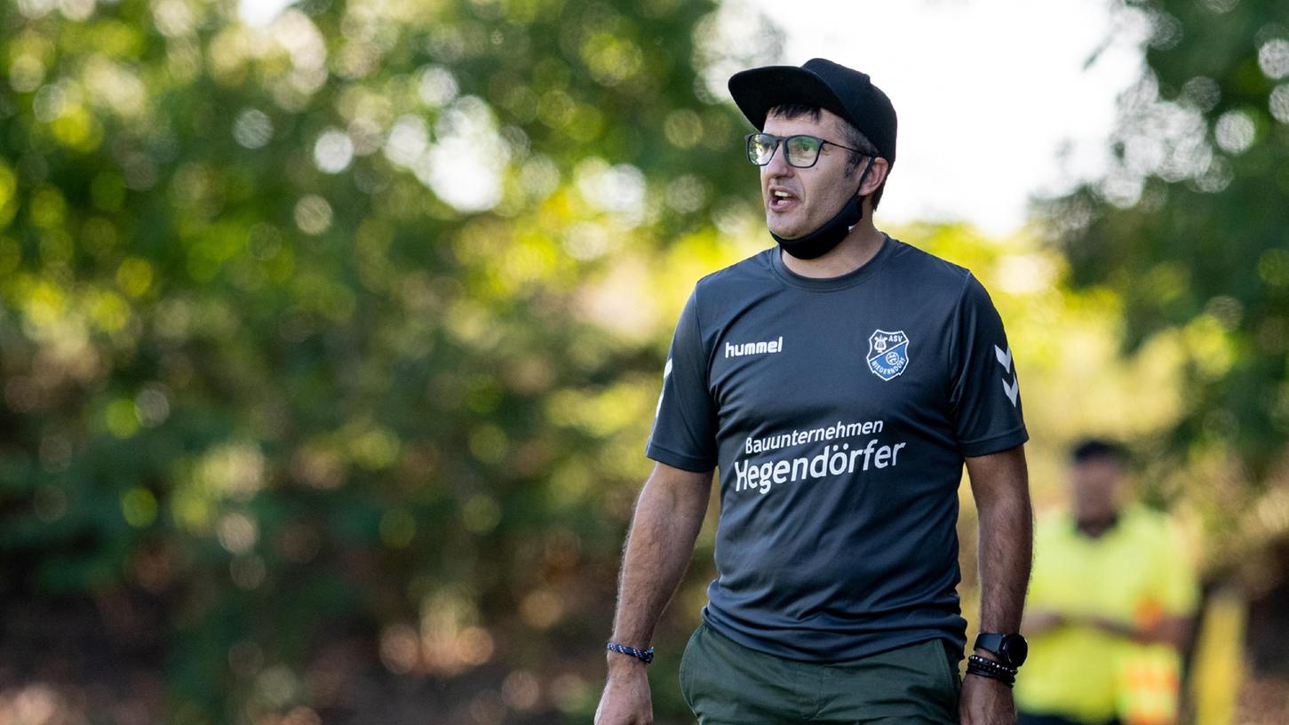 Verlässt den ASV Niederndorf nach dieser Saison: Coach Costa Büle
Verlässt den ASV Niederndorf nach dieser Saison: Coach Costa Büle