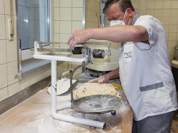 Bei Gerhard Paul kommen ganz andere Mengen auf die Waage als daheim.
Bei Gerhard Paul kommen ganz andere Mengen auf die Waage als daheim.