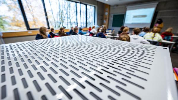 32 000 Förderanträge für Luftfilter in Klassenzimmern