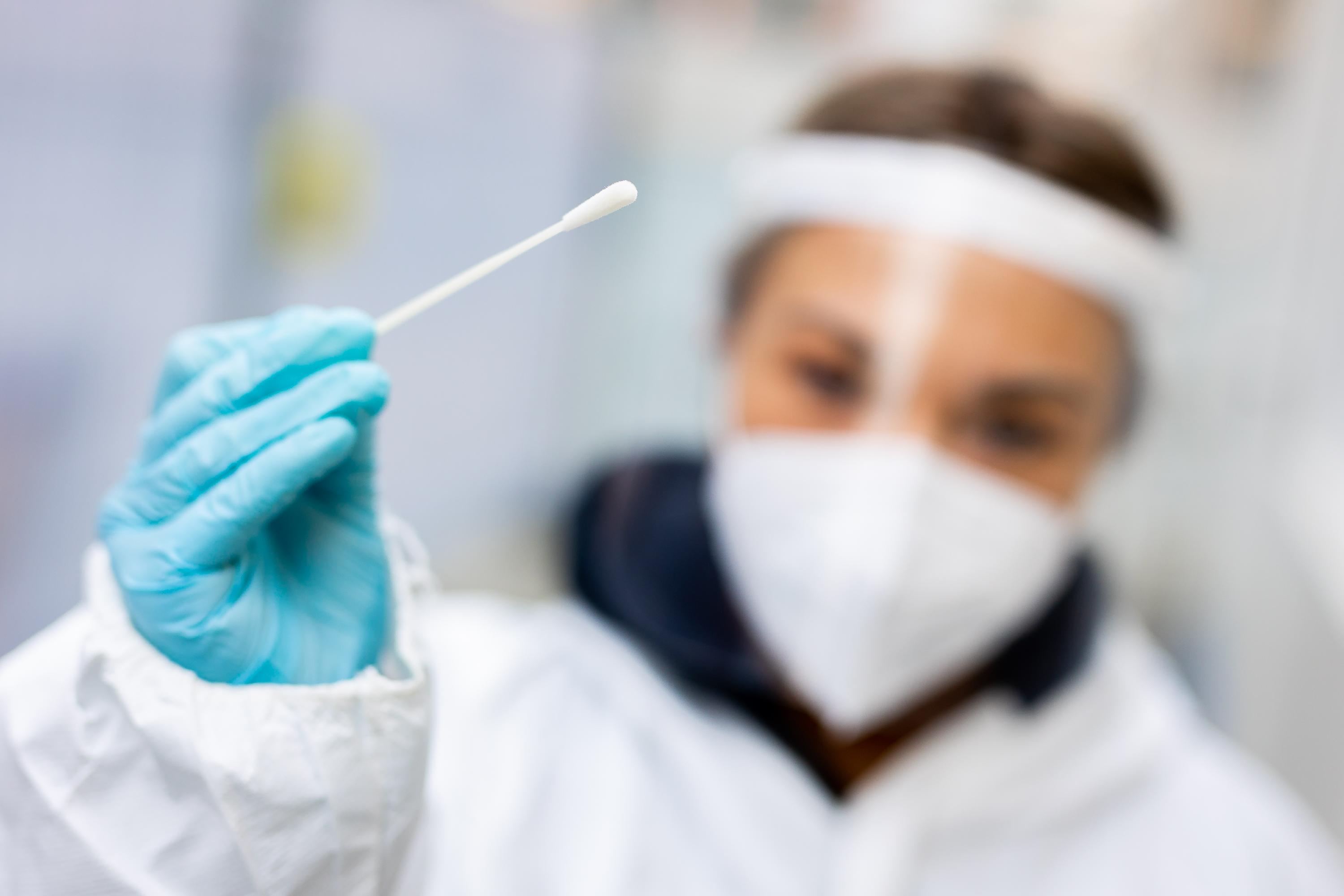 Coronavirus - Personalbedarf in Testzentren hoch